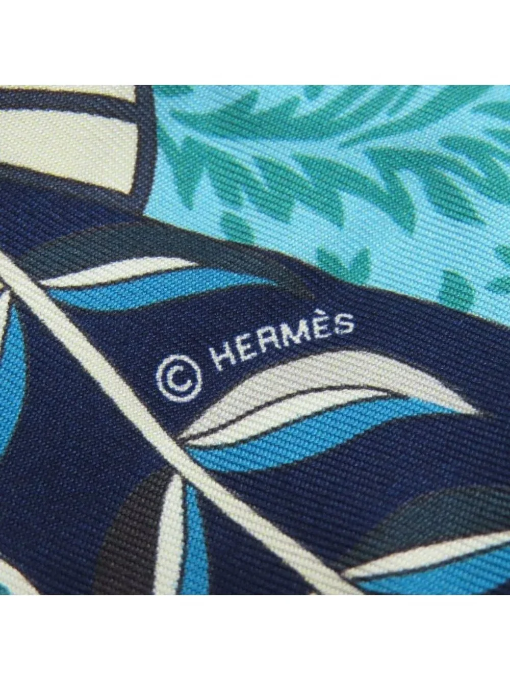 ★SOLD★ Hermes Twilly Scarf Silk - Picture 4 of 10